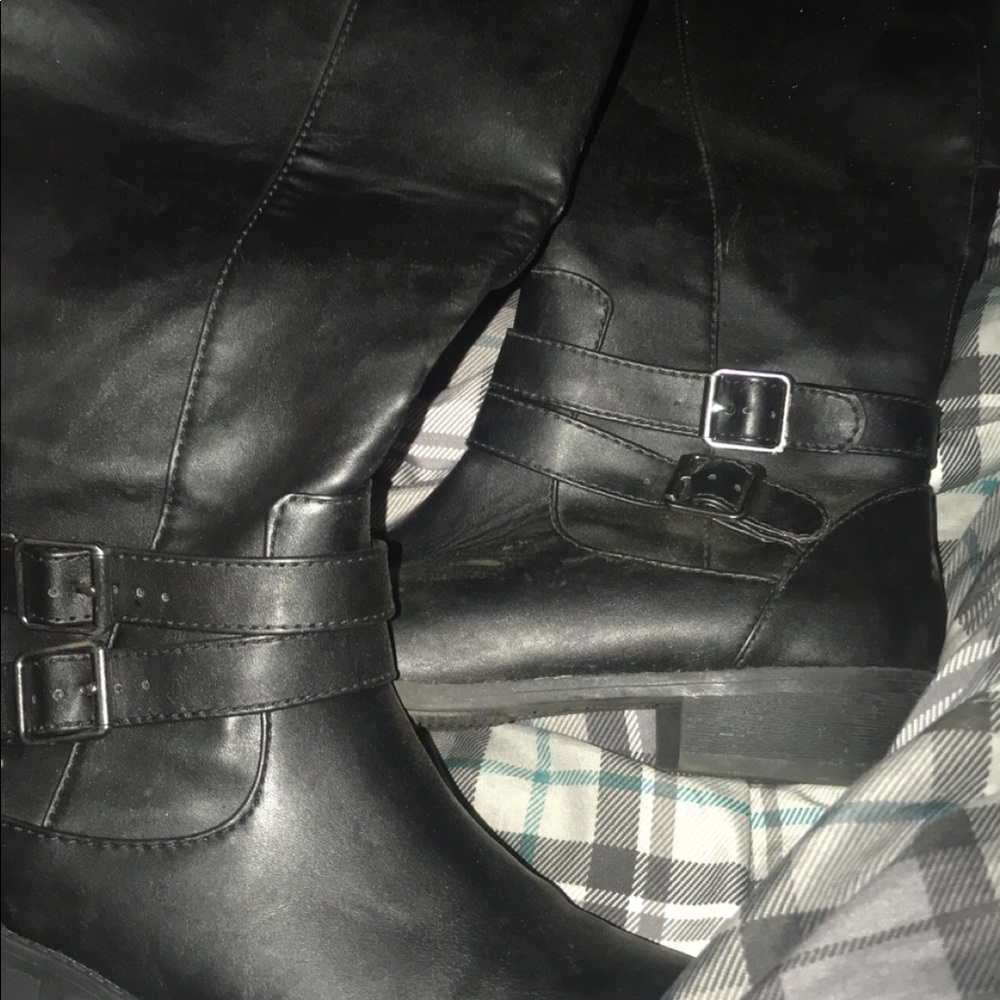 Black mid calf boots